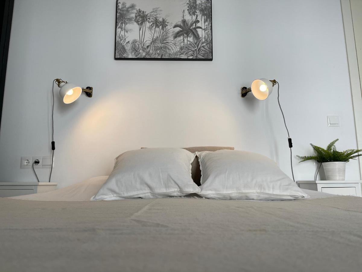 New Townhouse In The Heart Of Nerja With Jacuzzi Villa Exterior foto