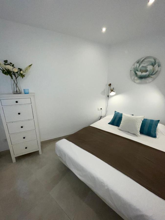 New Townhouse In The Heart Of Nerja With Jacuzzi Villa Exterior foto